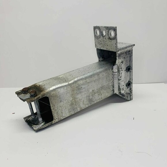 04-10 BMW X3 E83 FRONT BUMPER REINFORCEMENT LEFT DRIVER SIDE BRACKET MOUNT OEM - Picture 1 of 11